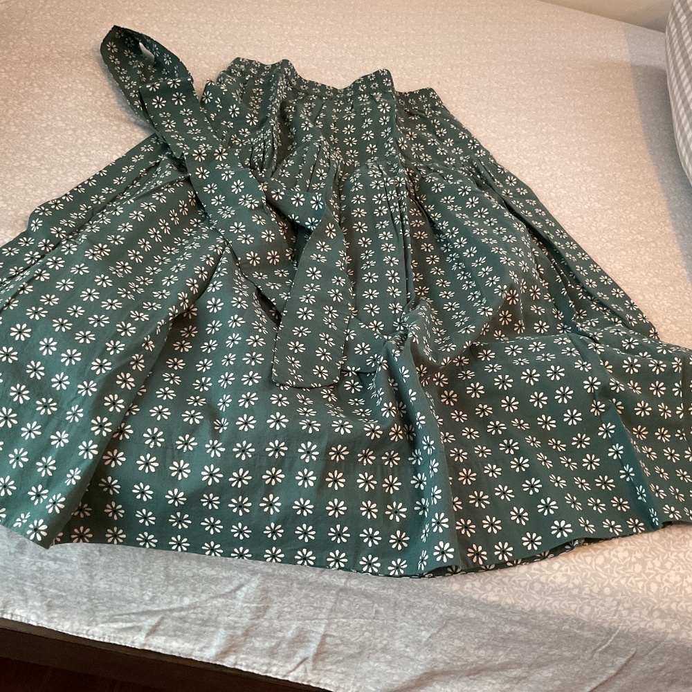 THE GREAT Gently Used Tiered Floral Skirt Size 3 (Large)
